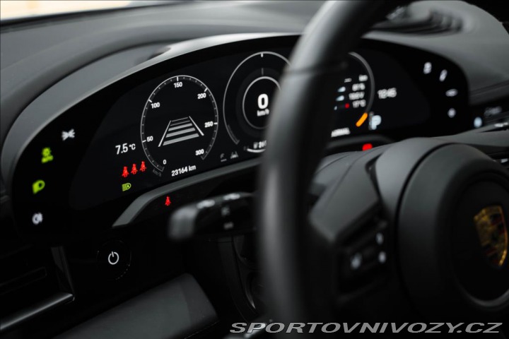 Porsche Taycan Turbo S, keramiky, karbon 2020