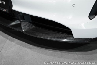 Porsche Taycan Turbo S, keramiky, karbon 2020