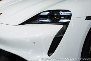 Porsche Taycan Turbo S, keramiky, karbon 2020