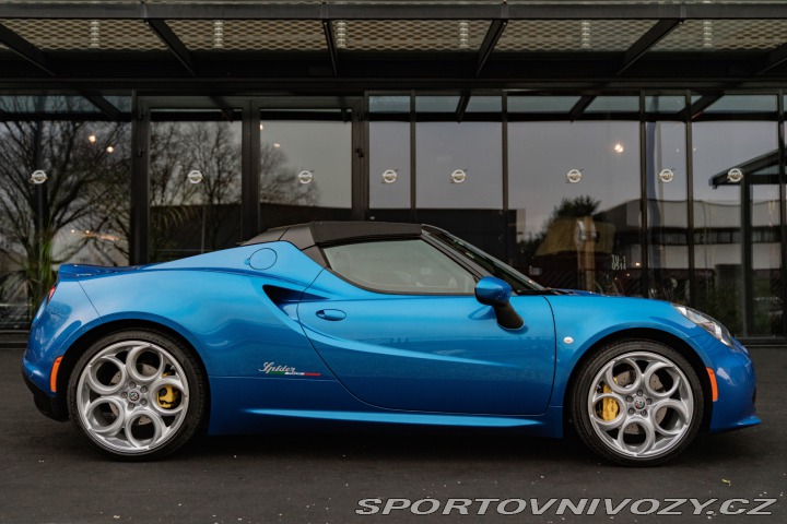 Alfa Romeo 4C SPIDER ITALIA n°60/108 2018