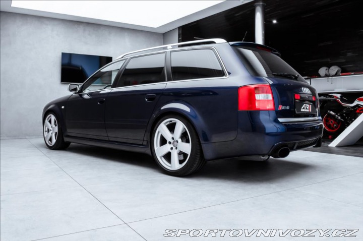 Audi RS6 4.2 quattro Avant, Millte 2003