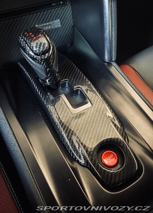Nissan GT-R 2014