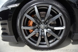 Nissan GT-R 2014