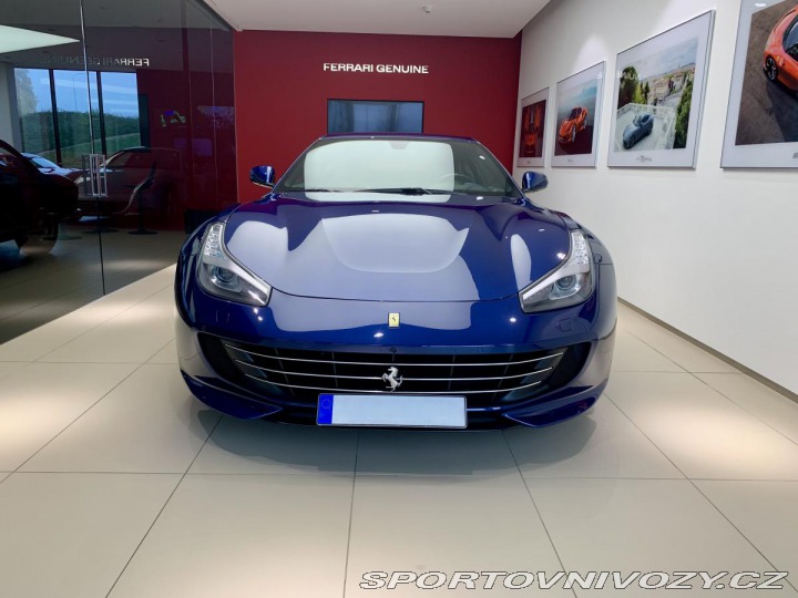 Ferrari GTC4Lusso V12 2019