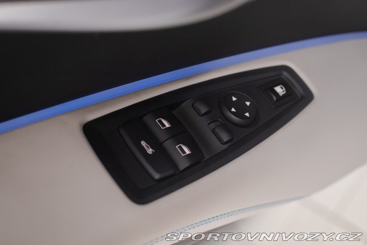 BMW i8 2015