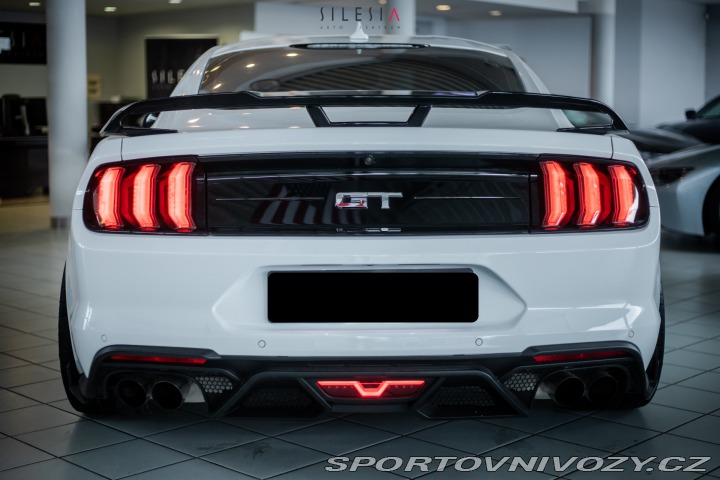 Ford Mustang  2020