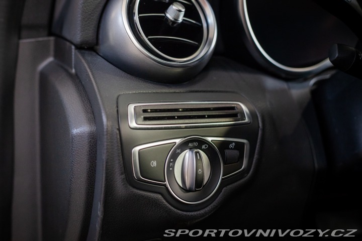 Mercedes-Benz C 300 2020