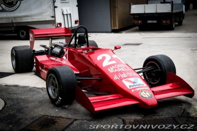 Ostatní značky Ostatní modely MARCH F3000 85B-16