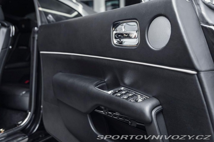 Rolls Royce Wraith Záruka/Starlight/Kame 2015