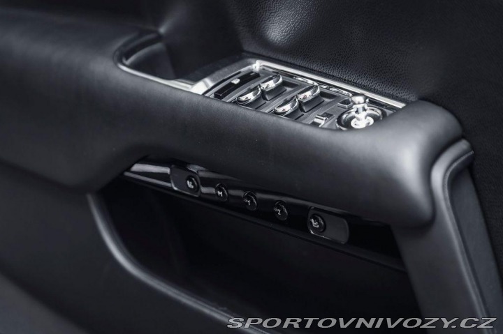 Rolls Royce Wraith Záruka/Starlight/Kame 2015