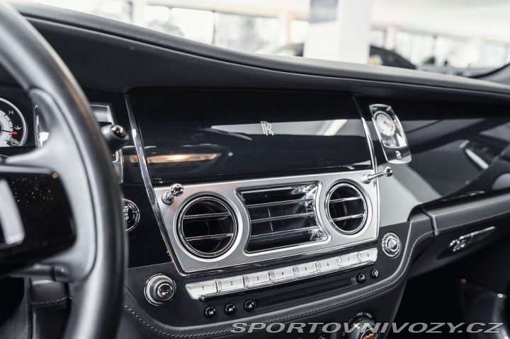 Rolls Royce Wraith Záruka/Starlight/Kame 2015
