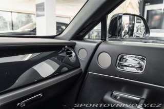 Rolls Royce Wraith Záruka/Starlight/Kame 2015