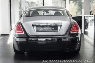 Rolls Royce Wraith Záruka/Starlight/Kame 2015