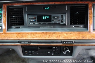 Ostatní značky Ostatní modely Lincoln Town Car Limuzína 7.m Pronájem 1993