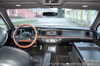 Ostatní značky Ostatní modely Lincoln Town Car Limuzína 9.m Pronájem 1995