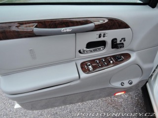Ostatní značky Ostatní modely Lincoln Town Car 4,6i V8 24V Aut. Cartier 2000