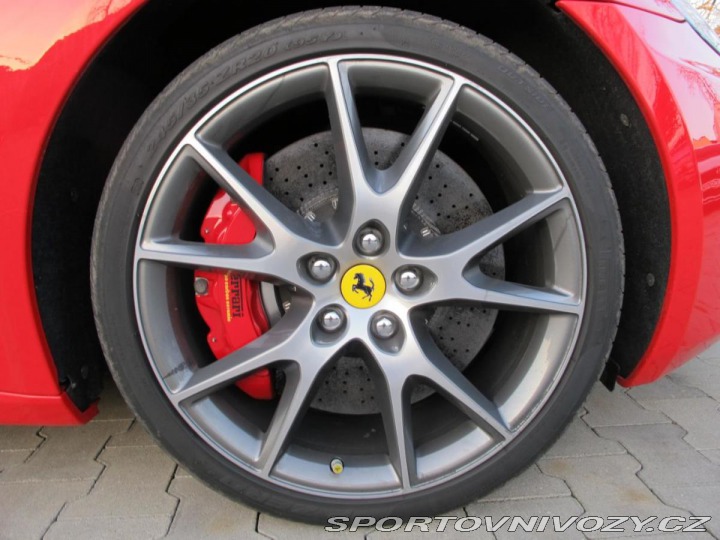 Ferrari California ČR 1.MAJITEL 2010