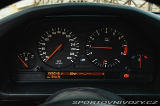 BMW M5 3.8 Nurburgring Package 1992