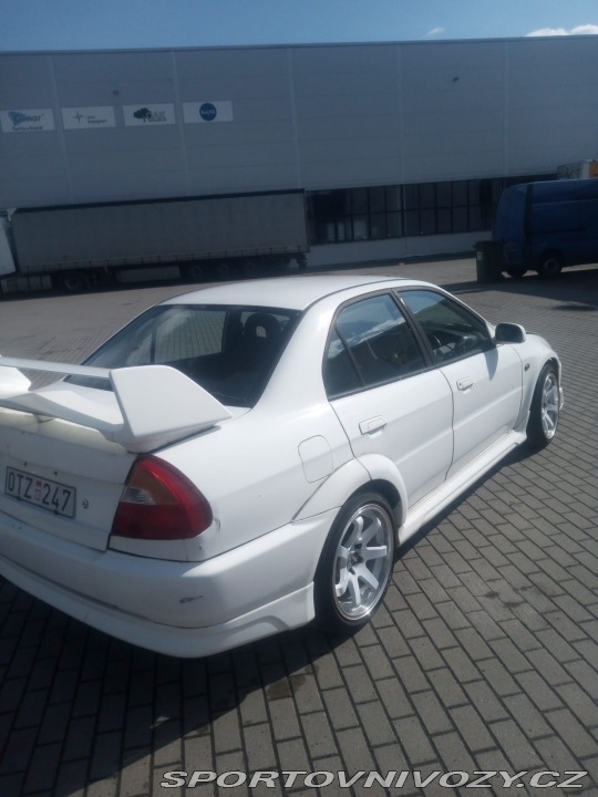 Mitsubishi Lancer EVO JDM RHD Evo 6 bílé 1999