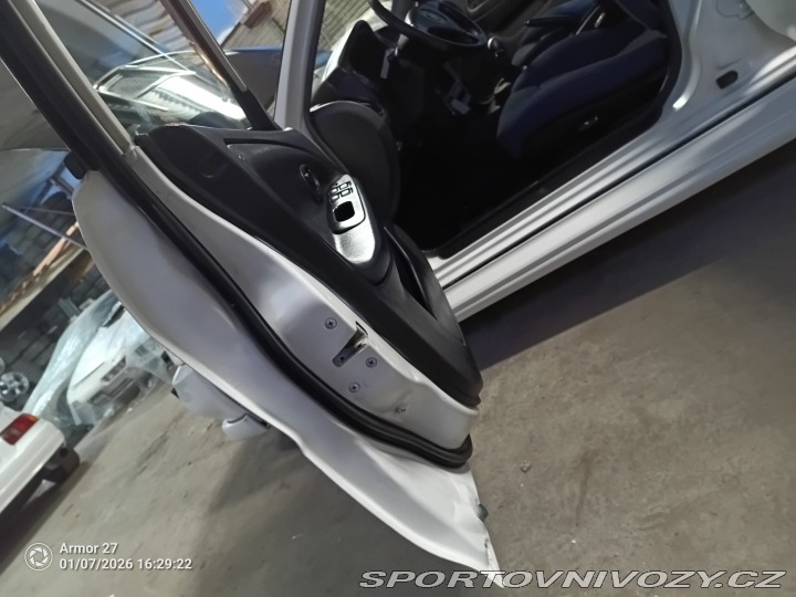 Mitsubishi Lancer EVO 6 LHD 1999 bílé pěkné 1999