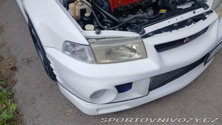 Mitsubishi Lancer EVO 6 LHD 1999 bílé pěkné 1999