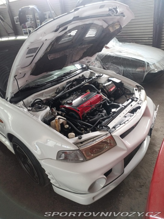 Mitsubishi Lancer EVO 6 LHD 1999 bílé pěkné 1999
