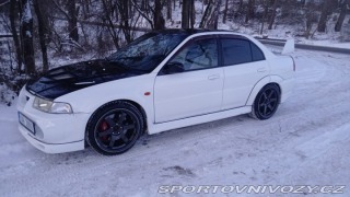 Mitsubishi Lancer EVO 6 LHD 1999 bílé pěkné 1999