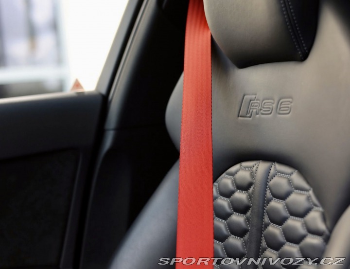 Audi RS6 4.0TFSI AVANT Quattro 2016