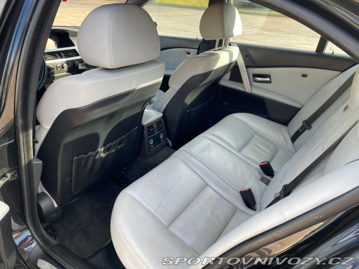 BMW M5 E60 2005