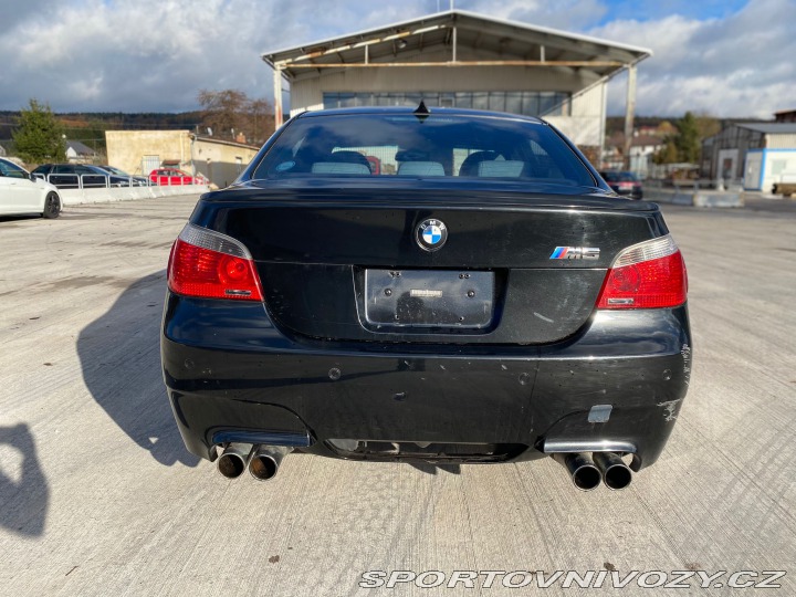 BMW M5 E60 2005