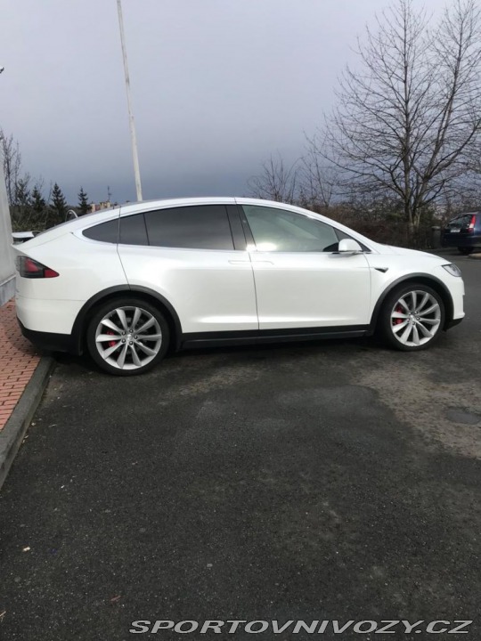 Tesla Model X P100D performance 2017