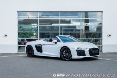 Audi R8 Spyder V10 Plus