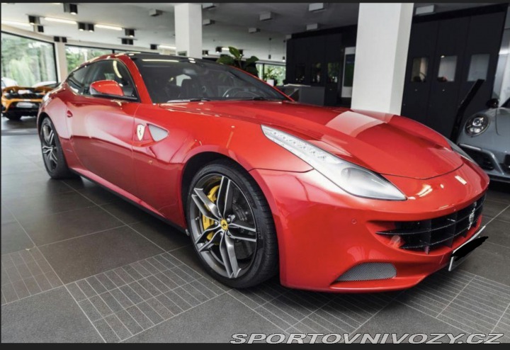 Ferrari FF V12 2013