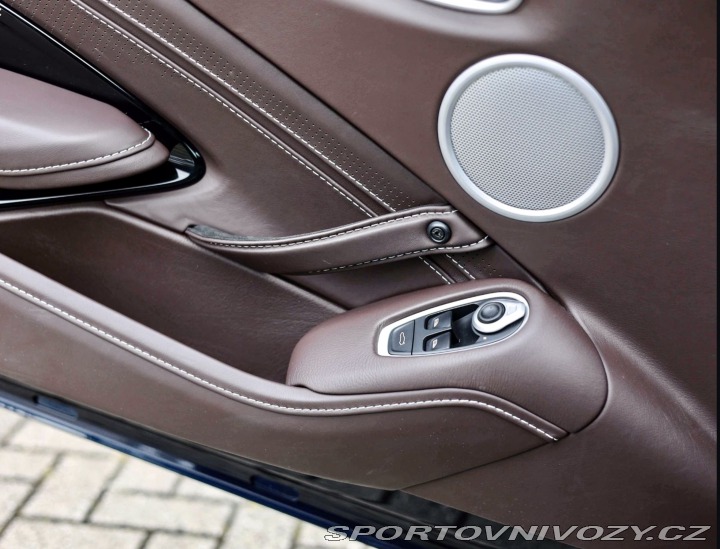 Aston Martin V8 VANTAGE Exclusive 2021