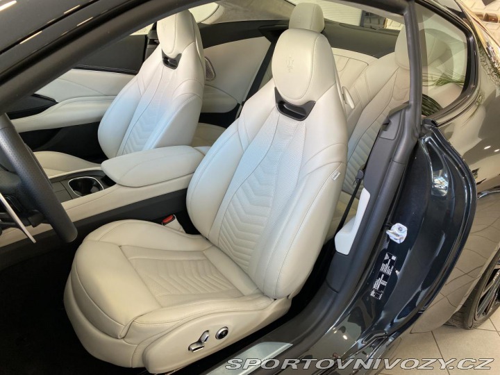 Maserati GranTurismo V6 550HP TROFEO 2023
