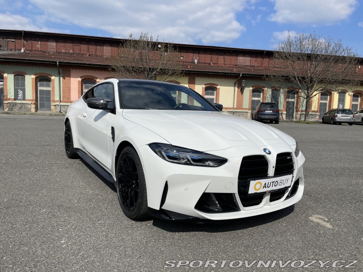 BMW M4 MAX VÝBAVA - ZÁRUKA 2021