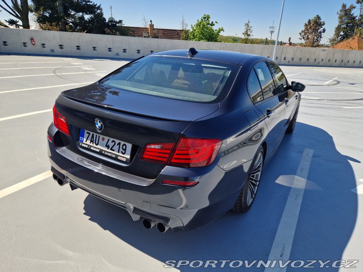 BMW M5  2012