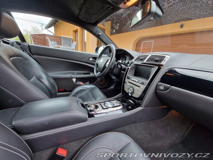 Jaguar XKR V8 510 PS BLACK EDITION 2011