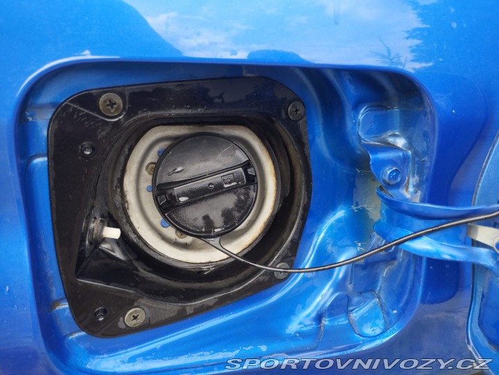Subaru Impreza STI JDM RHD krásná 2003 2003