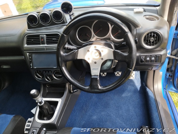 Subaru Impreza STI JDM RHD krásná 2003 2003