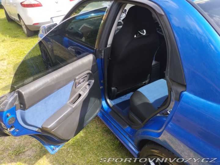 Subaru Impreza STI JDM RHD krásná 2003 2003