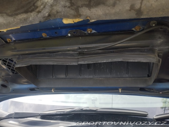 Subaru Impreza STI JDM RHD krásná 2003 2003