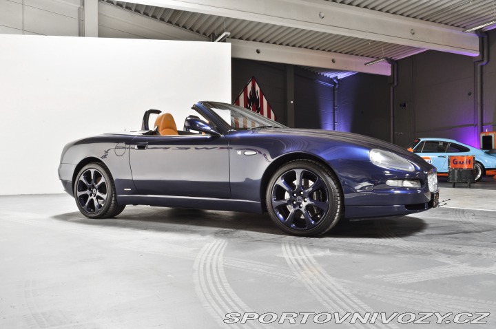 Maserati Spyder 2004