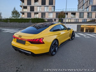 Audi RS e-tron GT  2022