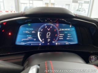 Chevrolet Corvette C8 coupé EU verze REZERVA 2022