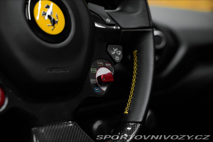 Ferrari 488 3,9 SPIDER, ALCANTARA, KA 2016