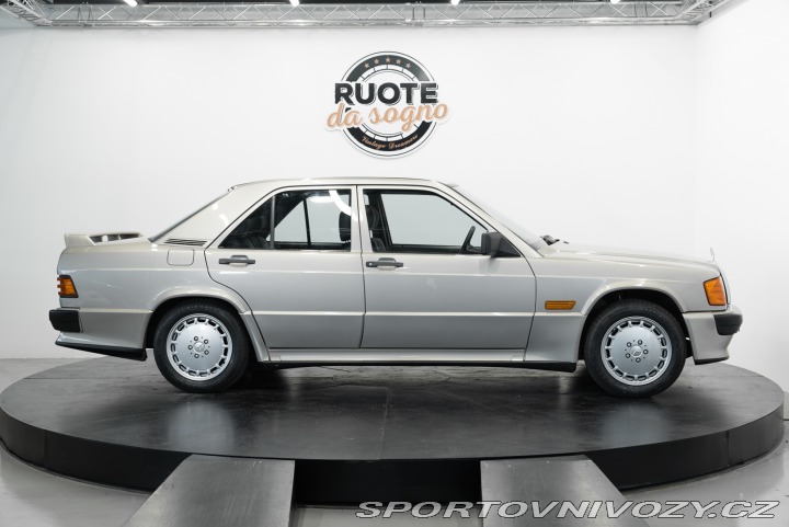 Mercedes-Benz E 190 2.3 16V 1985