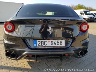 Ferrari FF 6,3 V12 2014