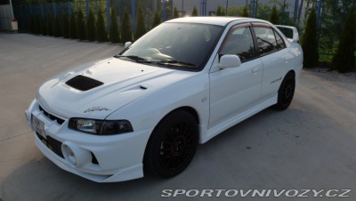 Mitsubishi Lancer EVO 