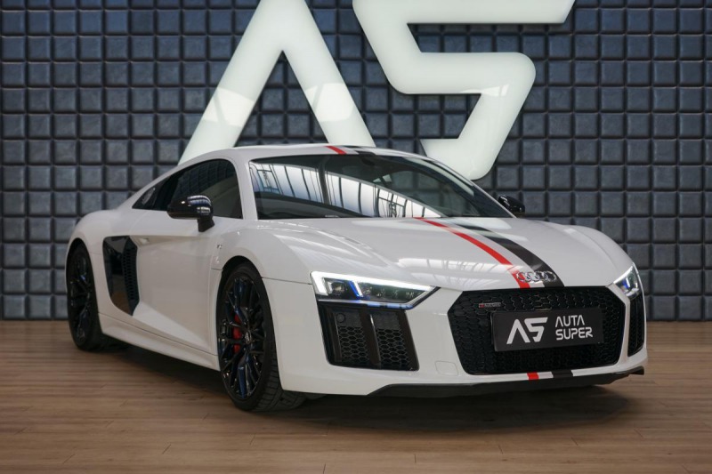 Audi R8 5.2l V10 397kW AWD B&